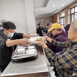 数智助老 温暖“食”光