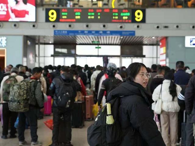 春运明日开启 大客流量来袭