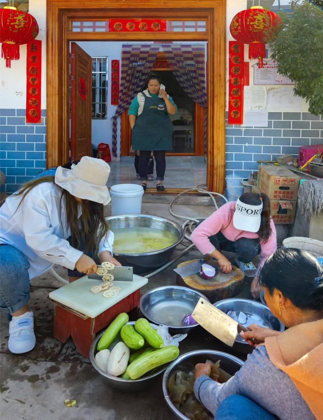 休闲食品吃出浓浓年味儿